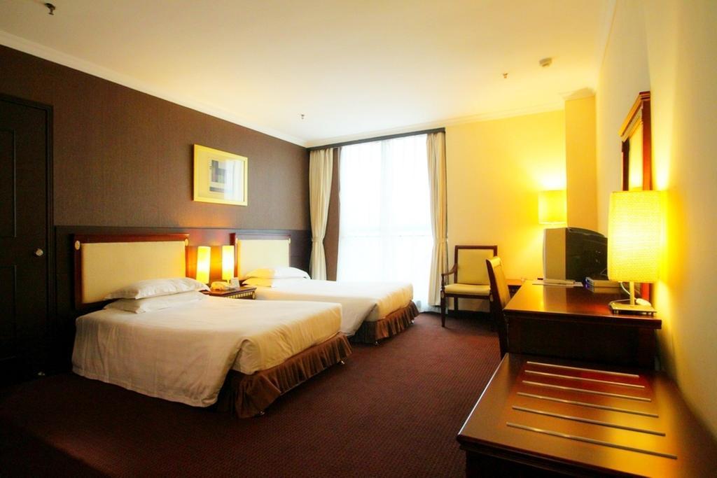 Hotel Peach Blossom Castle Shanghai Exterior foto